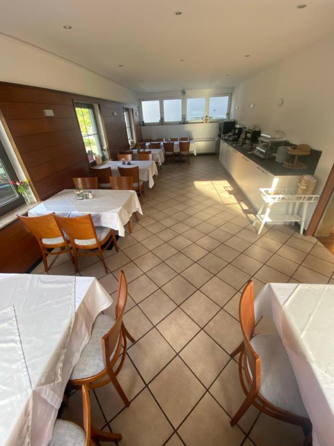 Hotel Loewen Kusterdingen Bagian luar foto